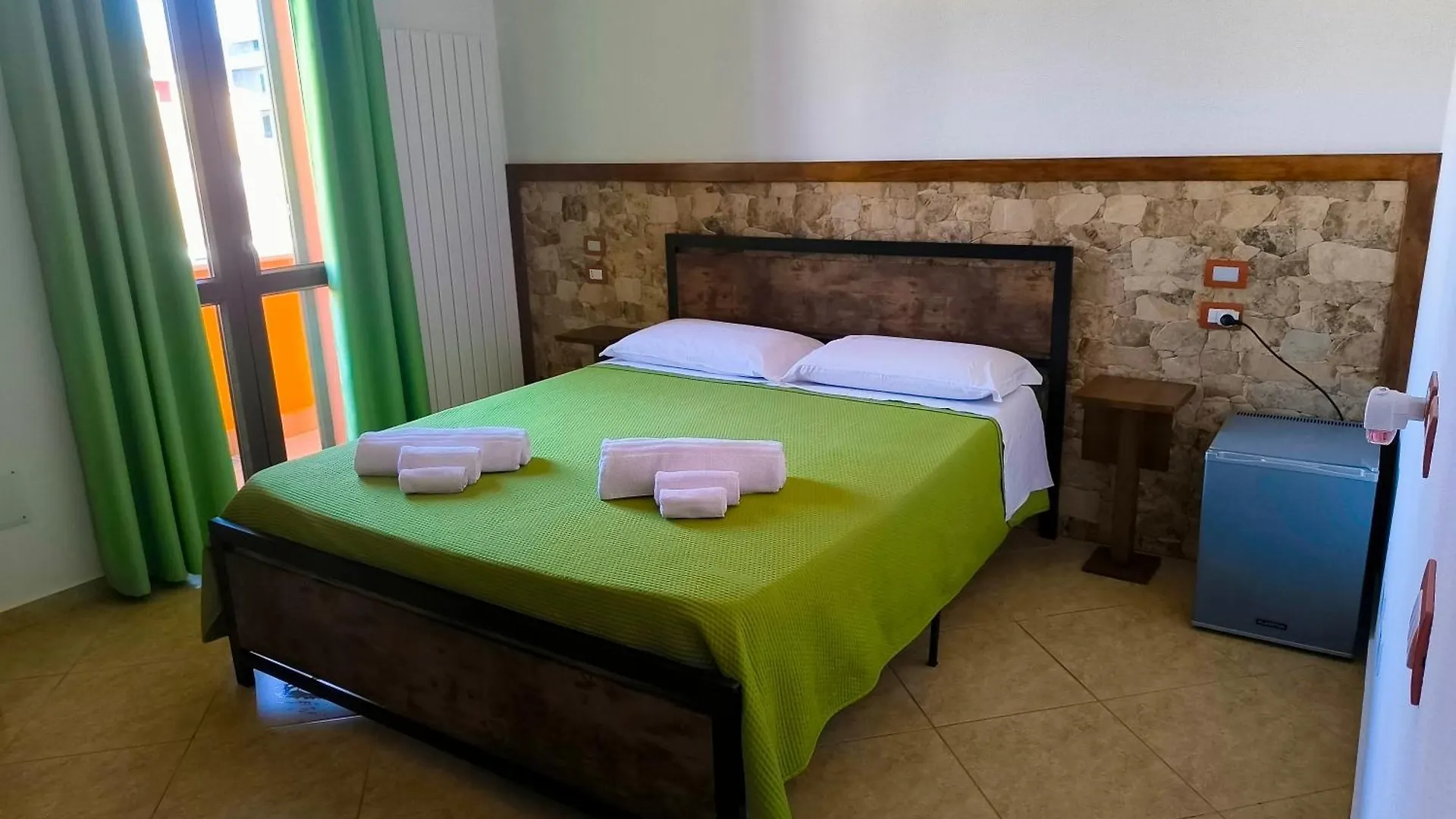 B&B Mamuthones Porto Torres Bed & Breakfast