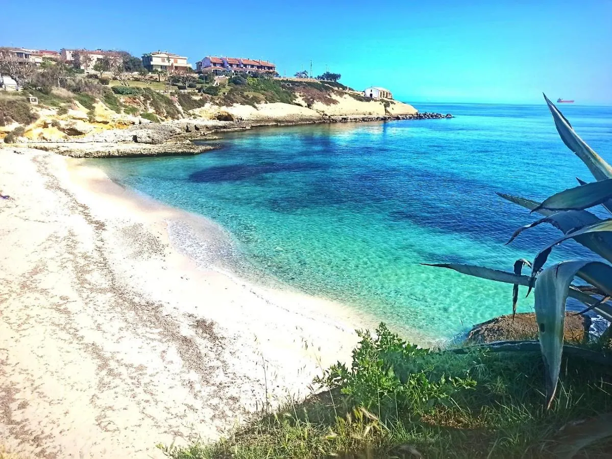 B&B Mamuthones Porto Torres Bed & Breakfast
